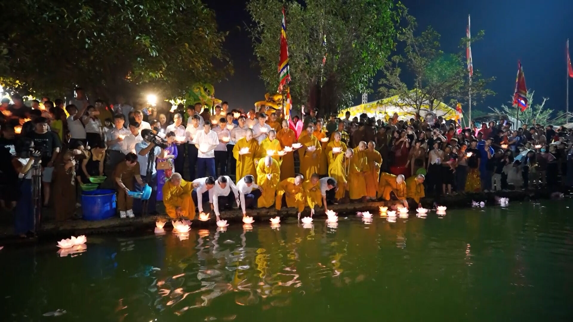 Photograph the serene spirit of Ninh Binh’s culture